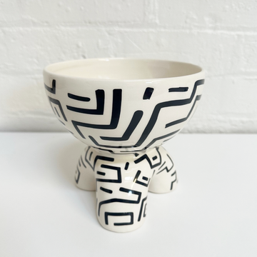 Deco Pot - Black & White
