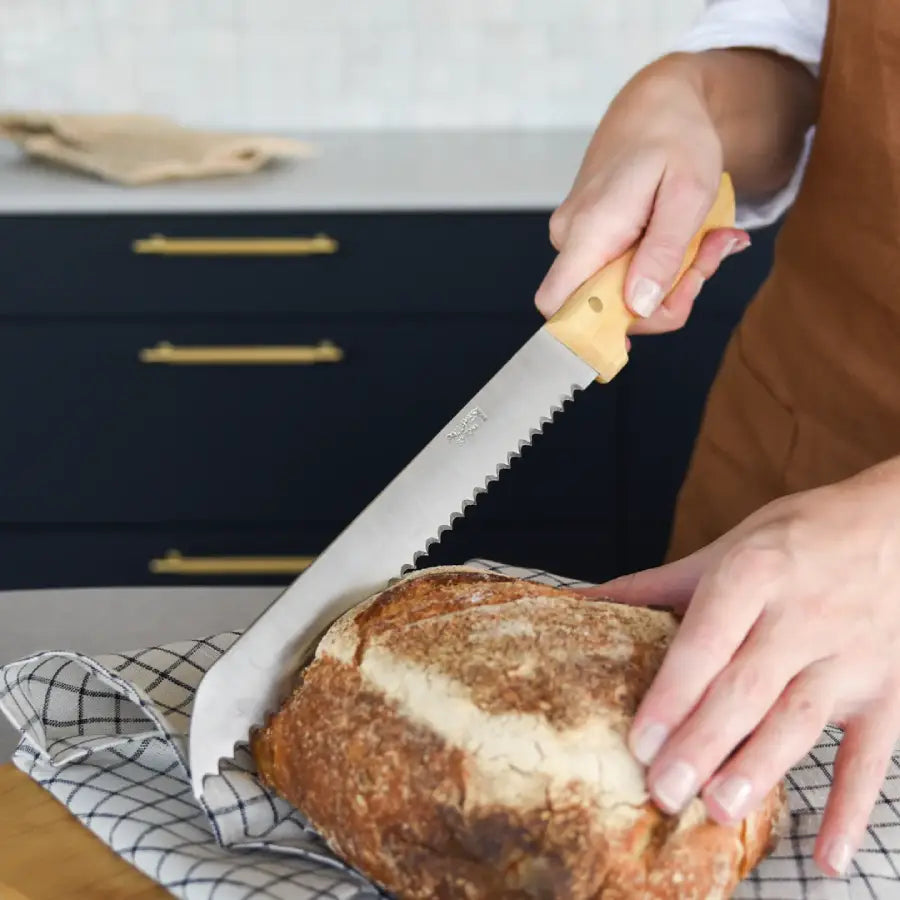 Pallarès Box Wood Bread Knife