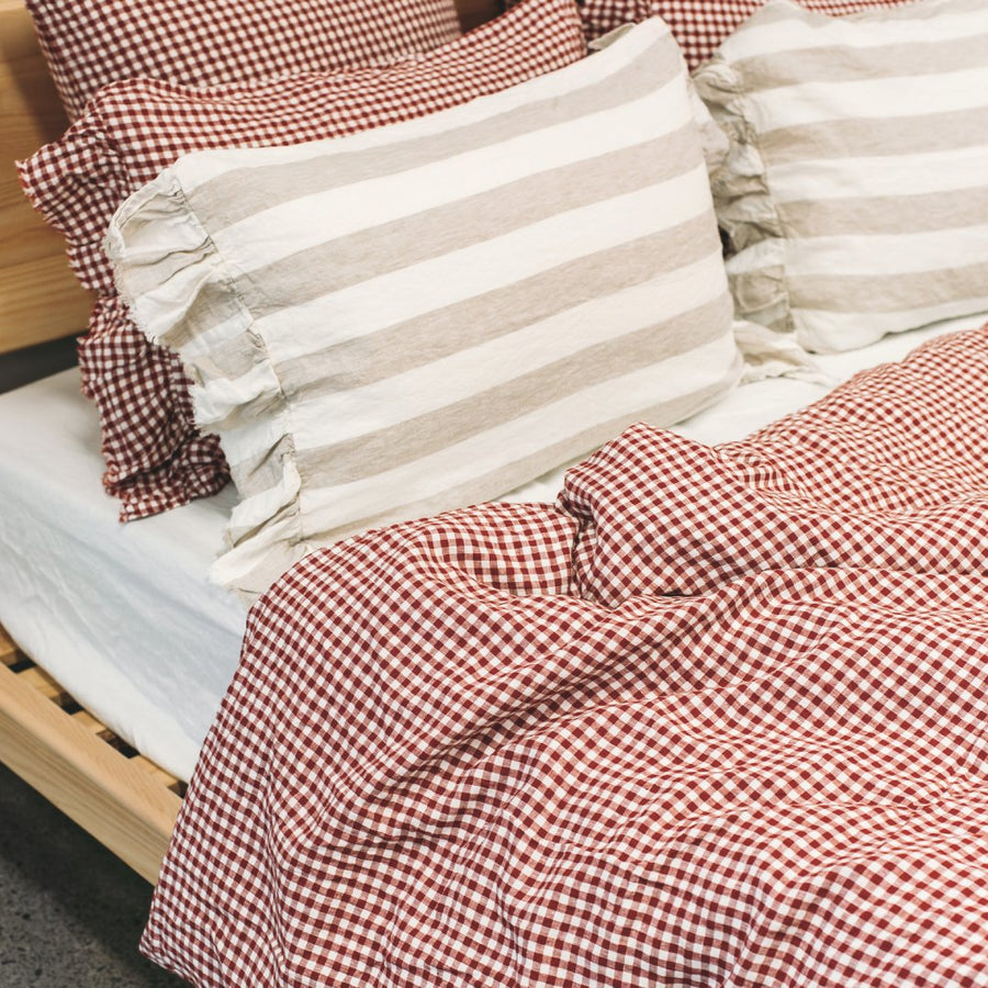 Toetoe Linen Duvet Cover - Mulberry Gingham