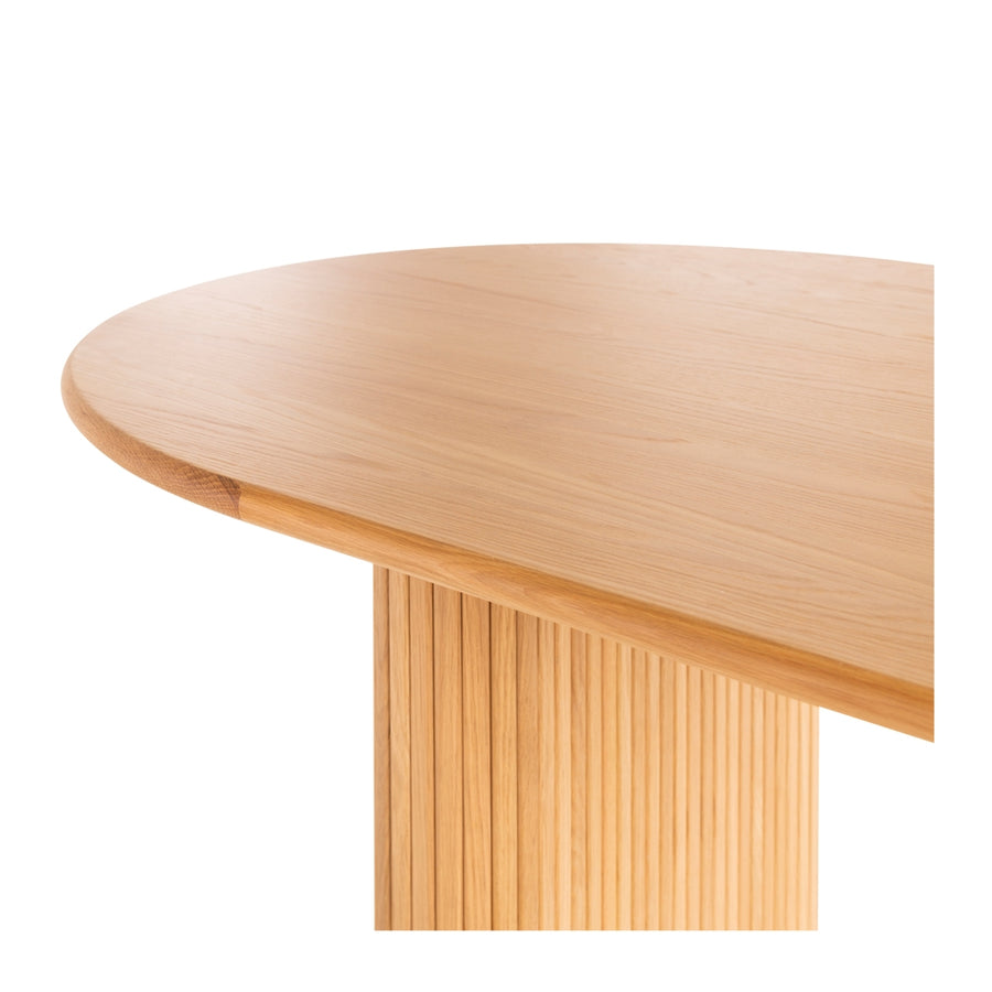 Kaihere Oval Table
